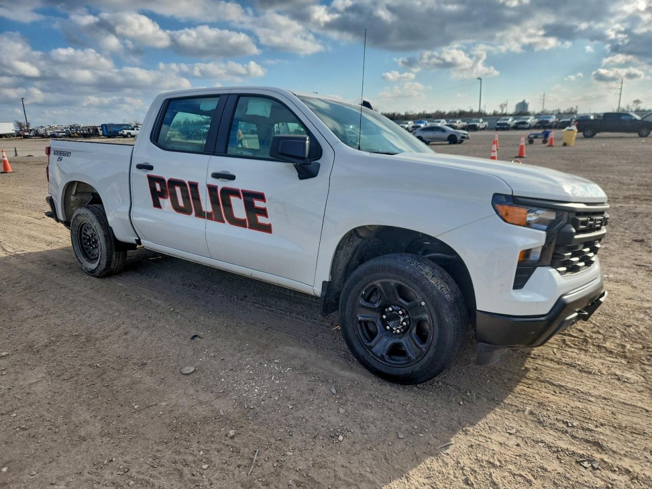 2024 CHEVROLET Silverado