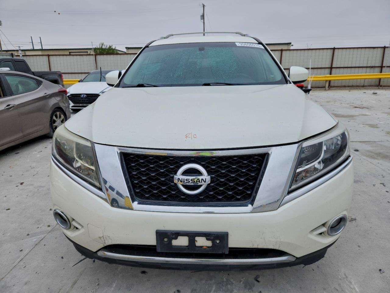 2016 NISSAN PATHFINDER