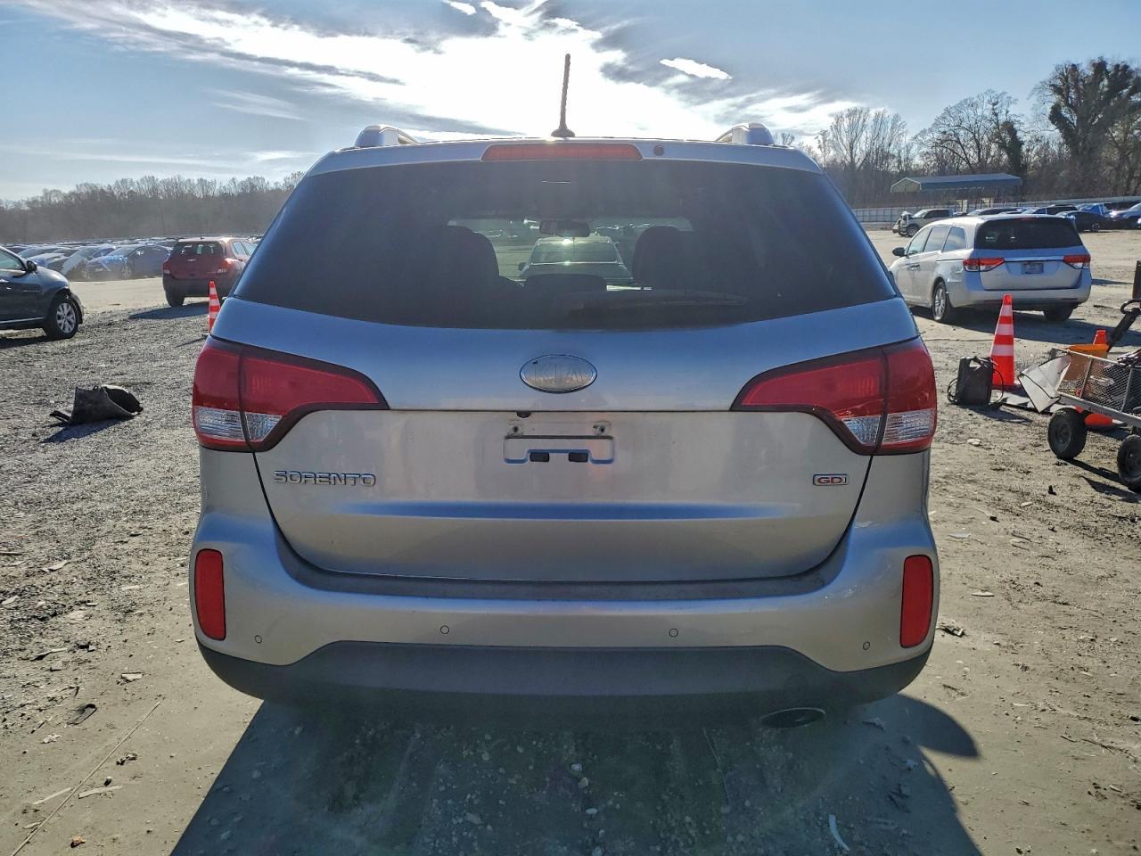 2015 KIA SORENTO