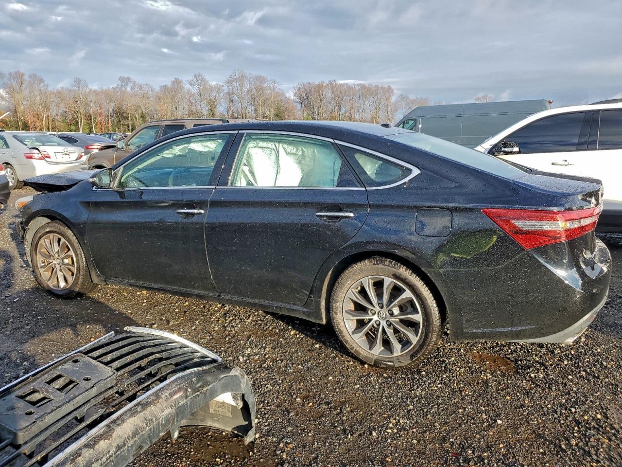 2017 TOYOTA Avalon