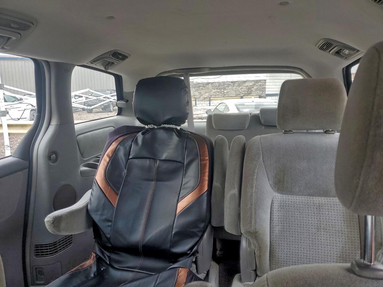 2006 TOYOTA SIENNA