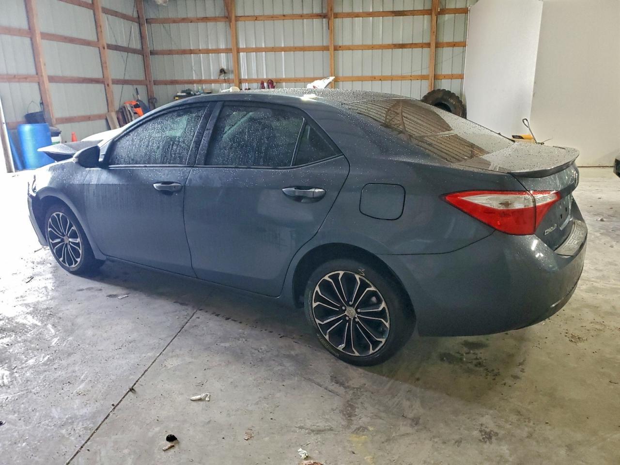 2015 TOYOTA COROLLA