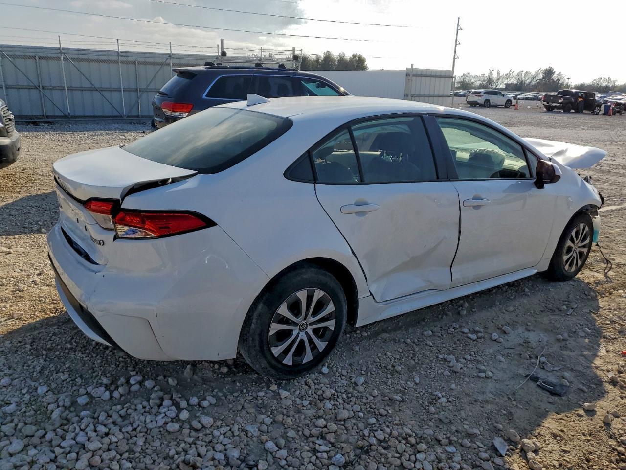 2022 TOYOTA COROLLA