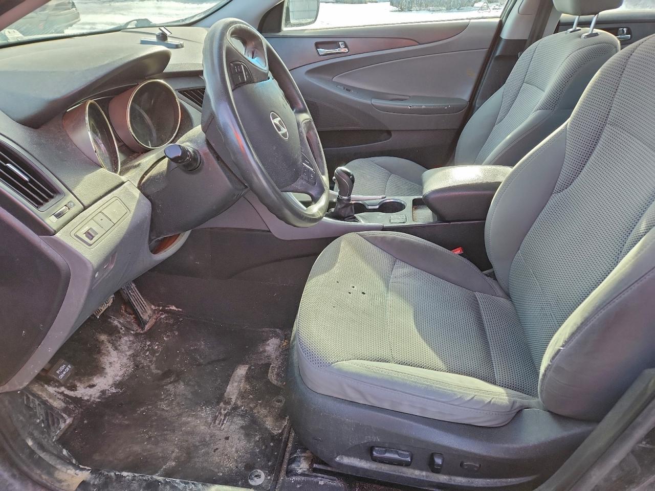 2013 HYUNDAI SONATA