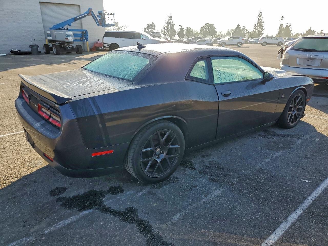 2016 DODGE Challenger