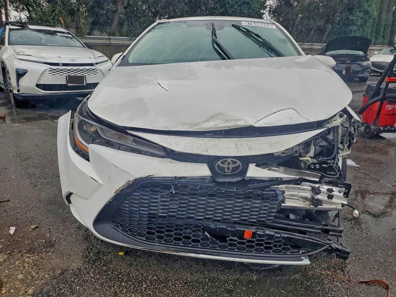 2021 TOYOTA COROLLA