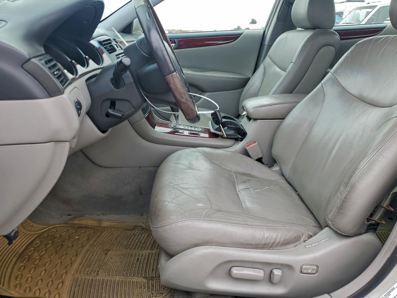 2002 LEXUS Es 300