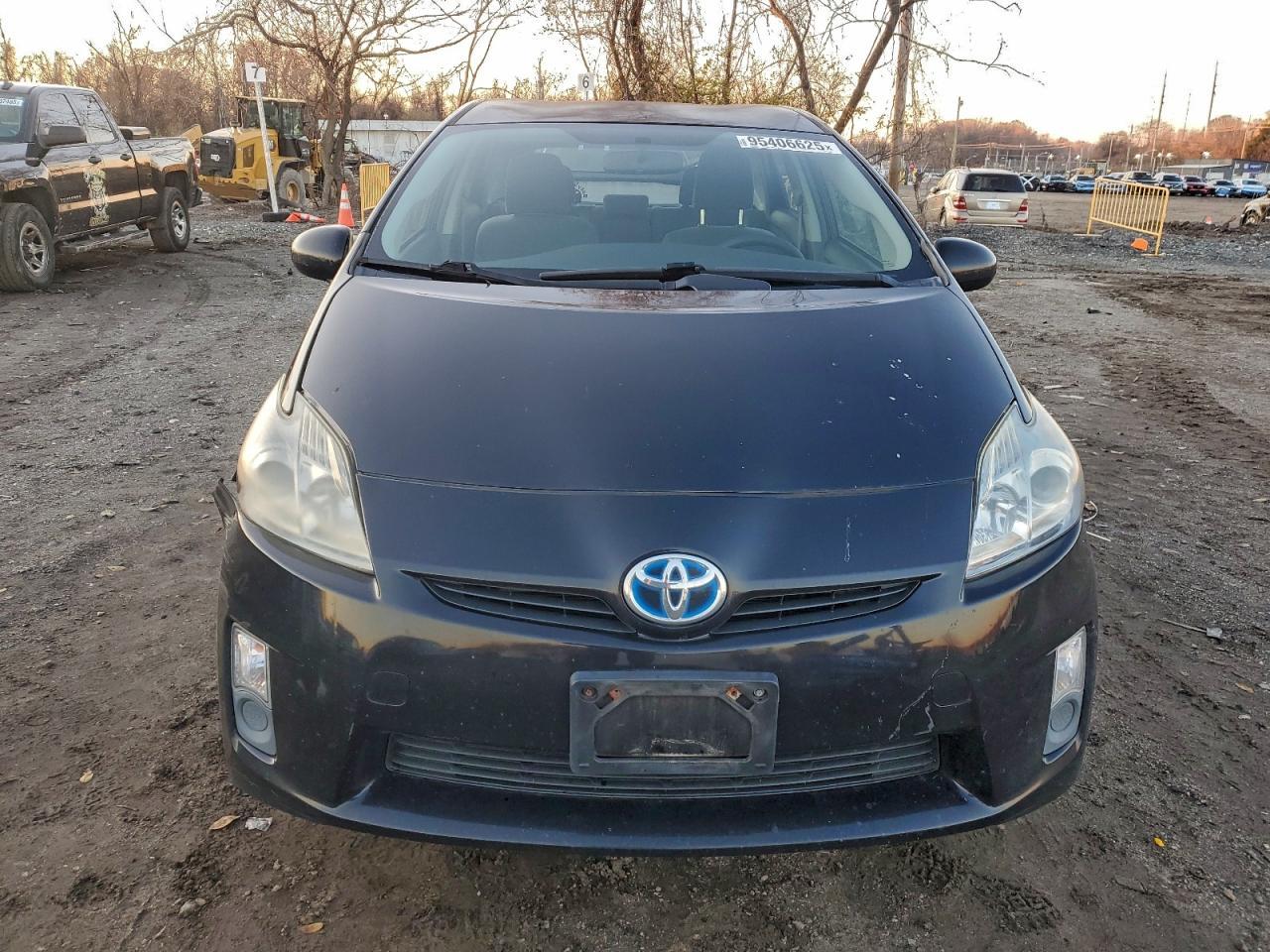 2011 TOYOTA PRIUS