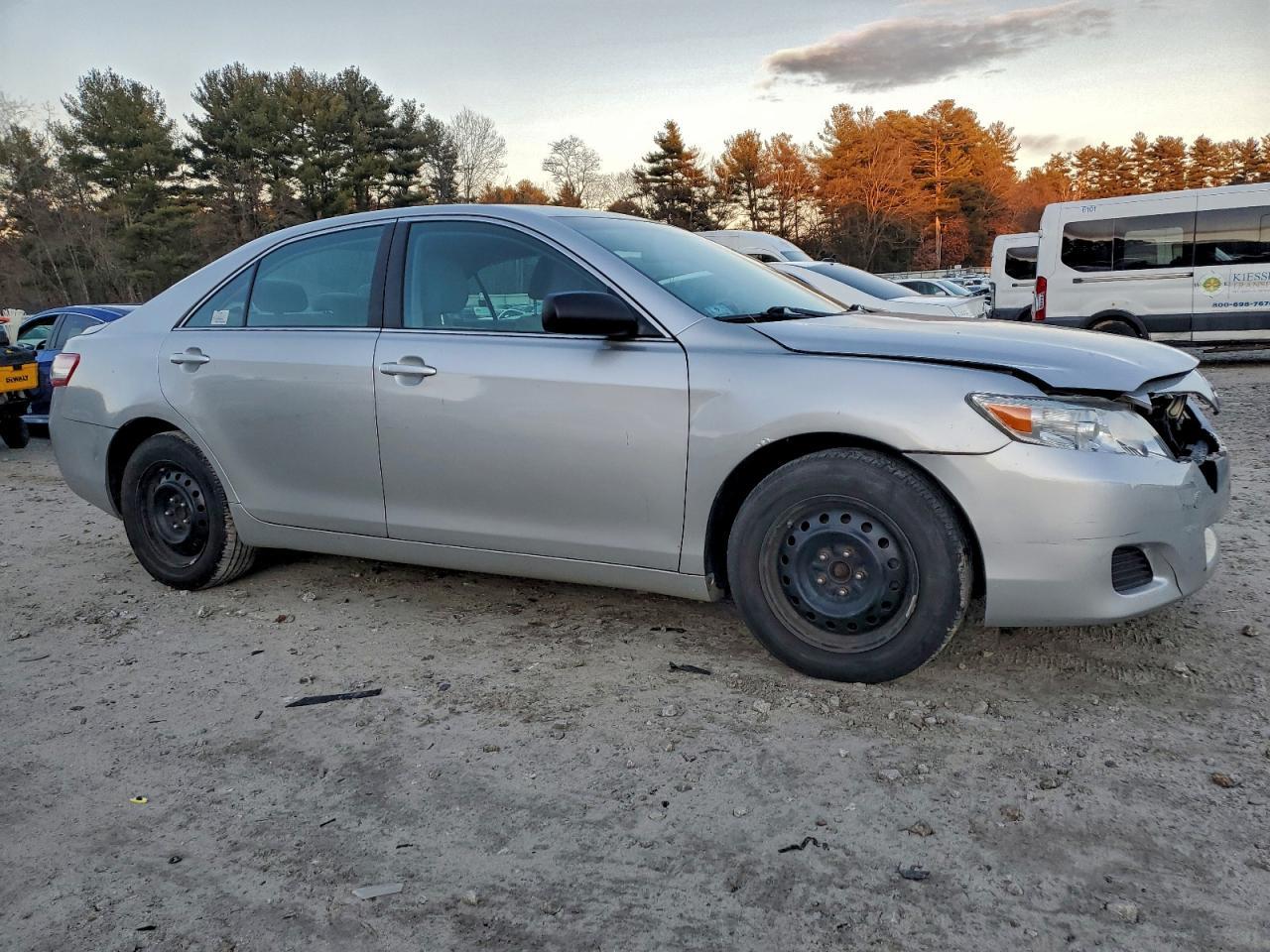 2010 TOYOTA CAMRY
