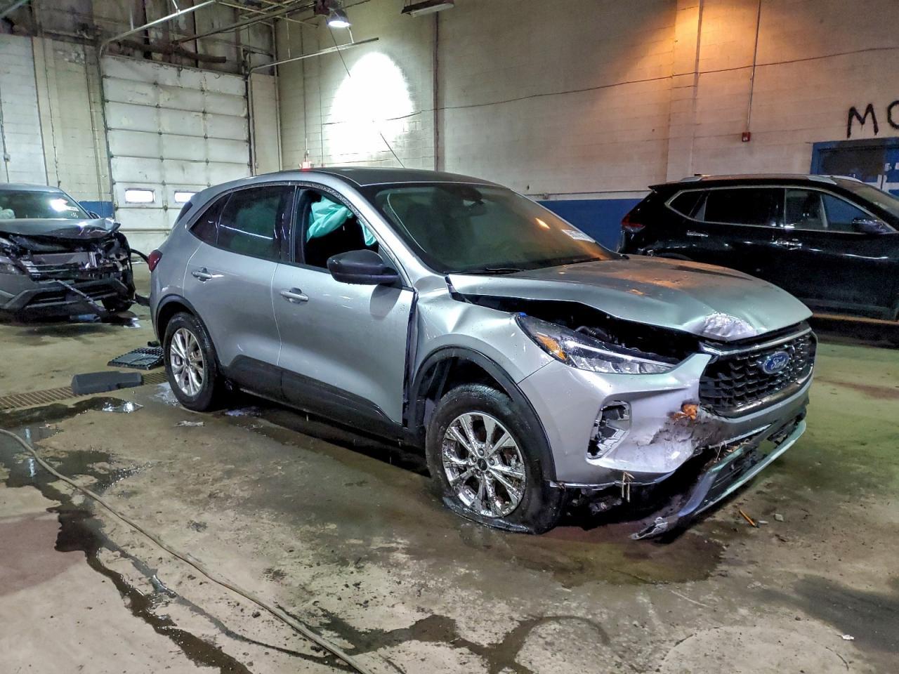 2023 FORD ESCAPE