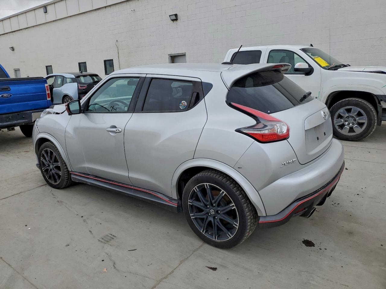 2015 NISSAN Juke