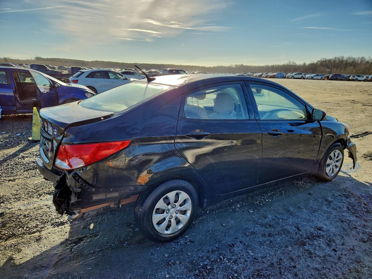 2016 HYUNDAI ACCENT