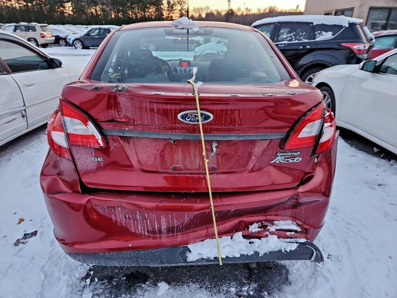 2013 FORD Fiesta