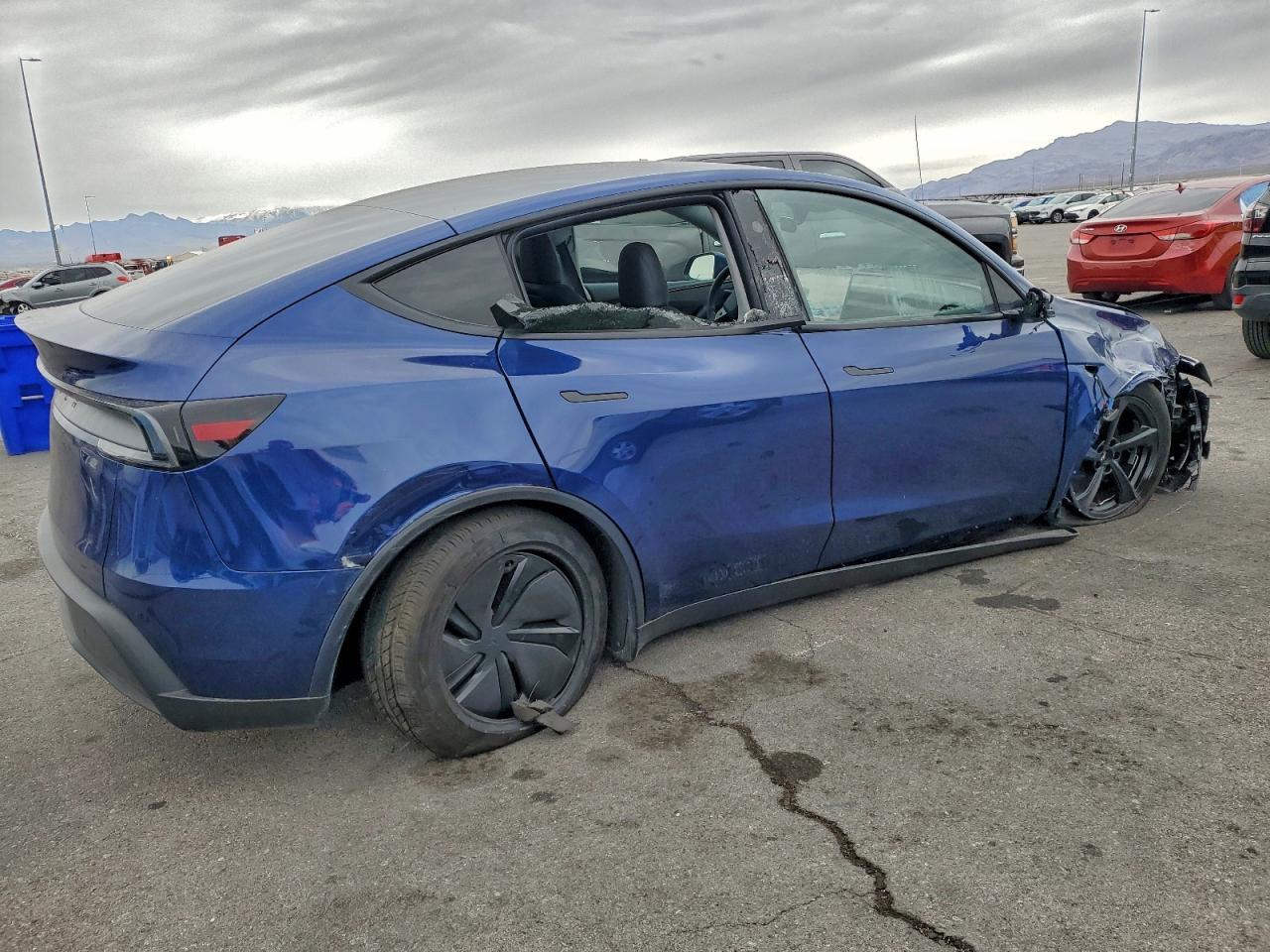 2026 TESLA MODEL Y