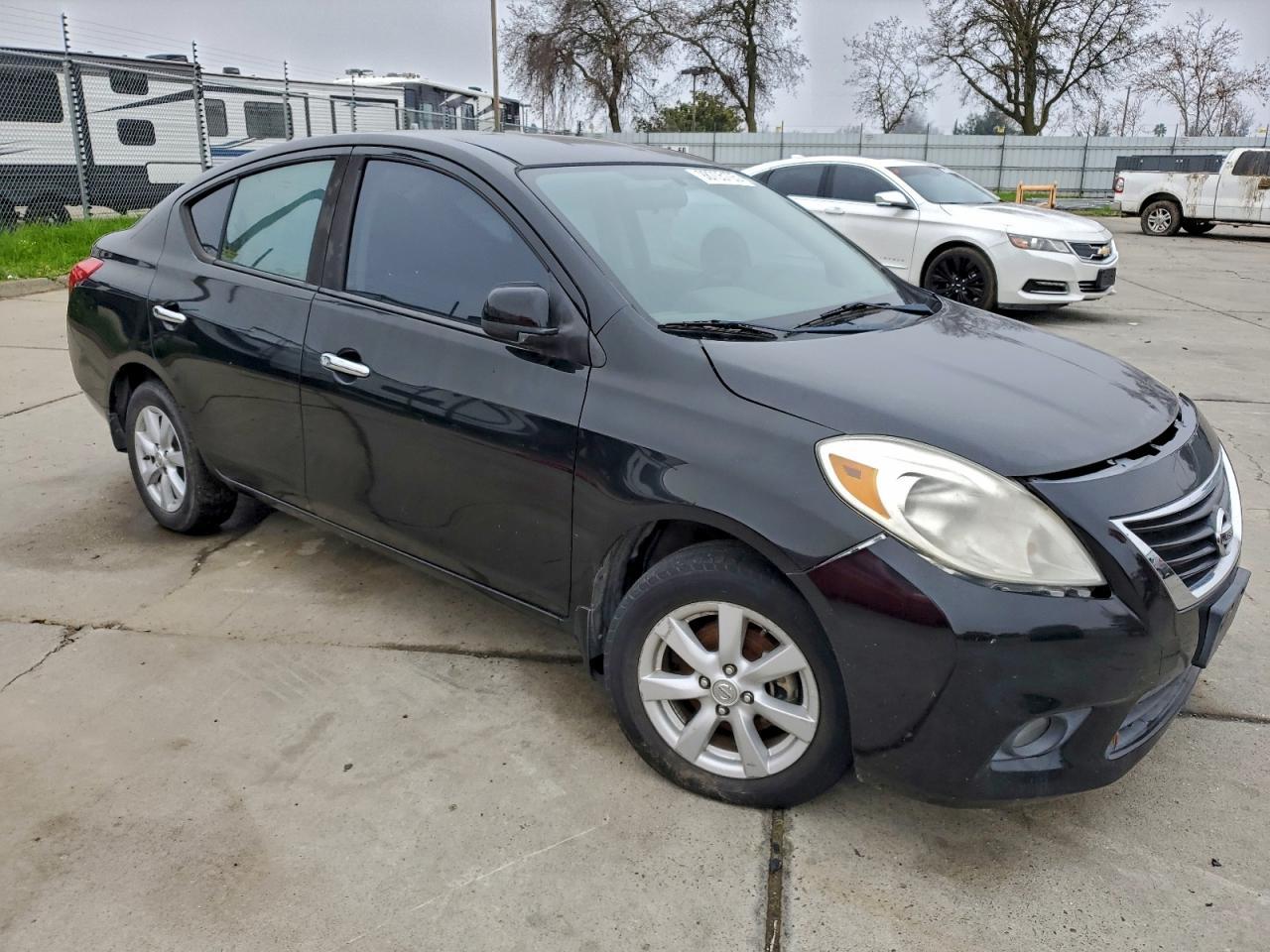 2015 NISSAN VERSA