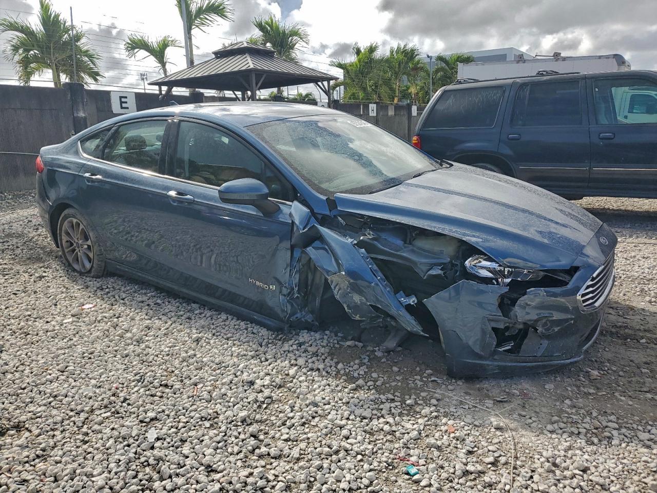 2019 FORD FUSION