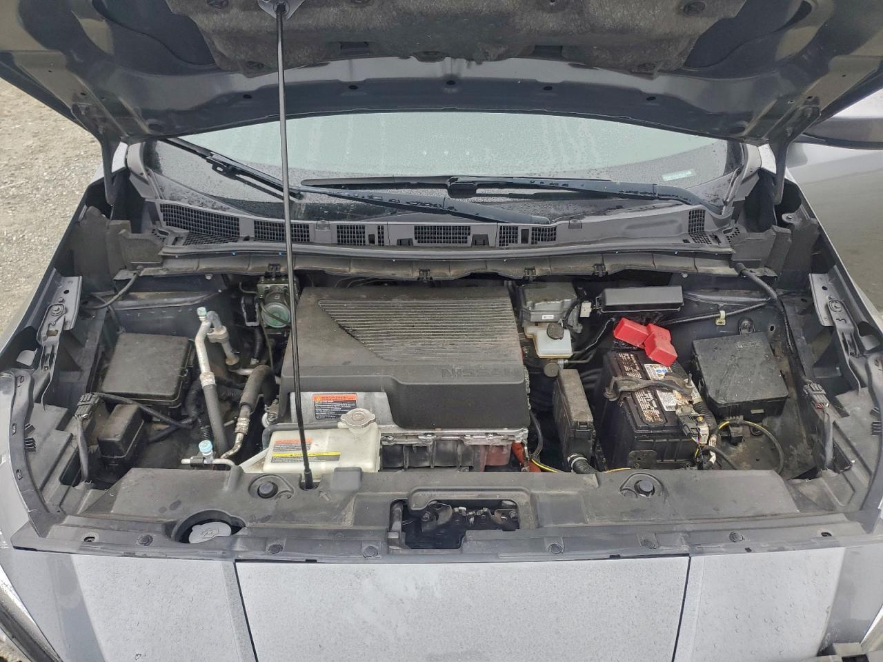 2019 NISSAN LEAF