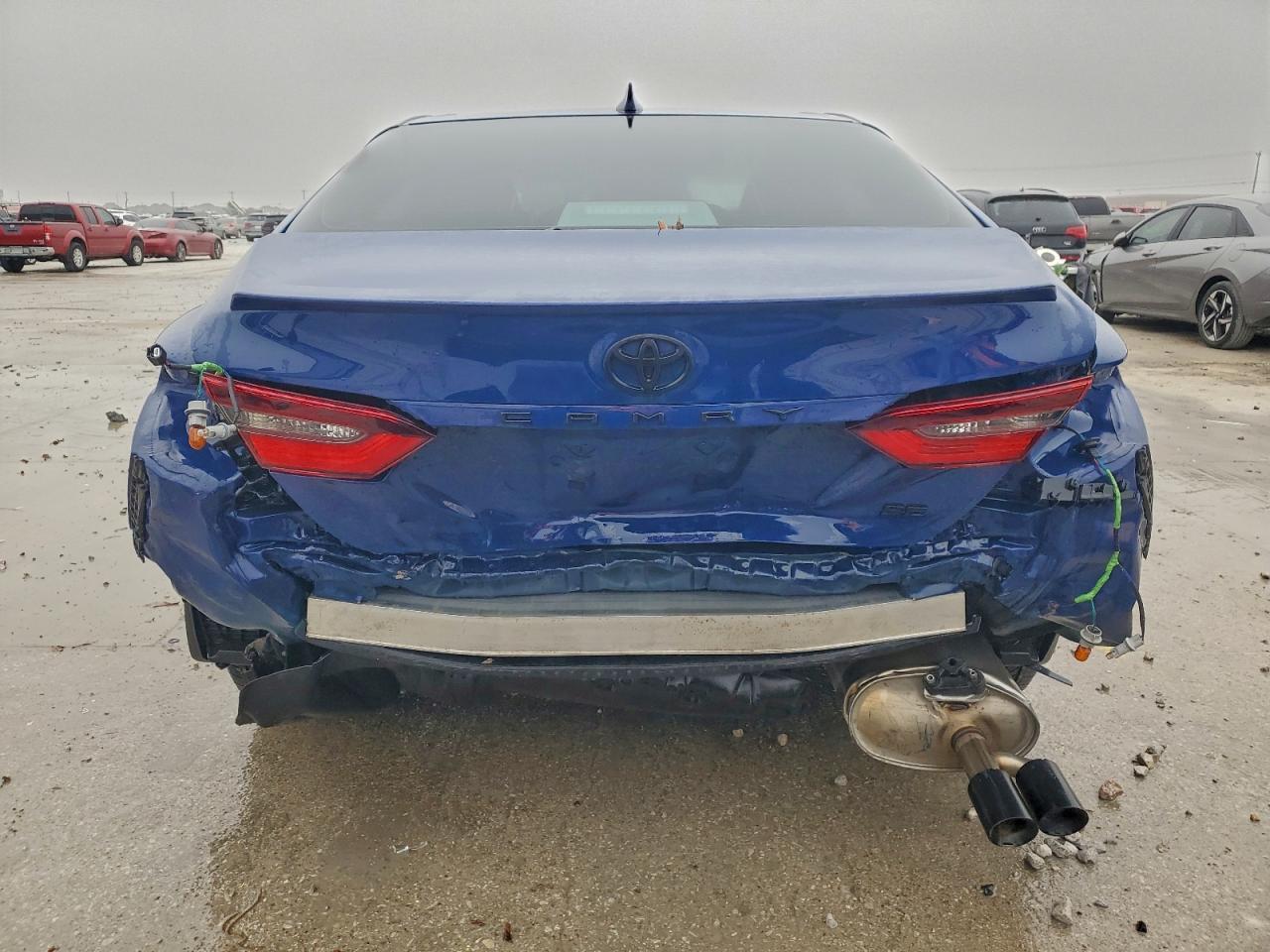 2024 TOYOTA CAMRY