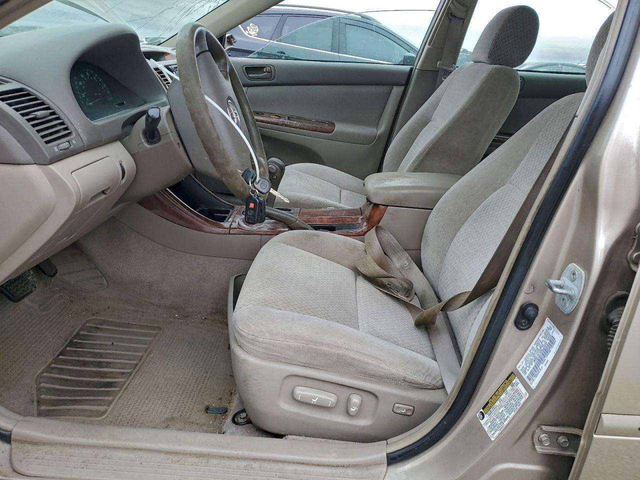 2004 TOYOTA CAMRY