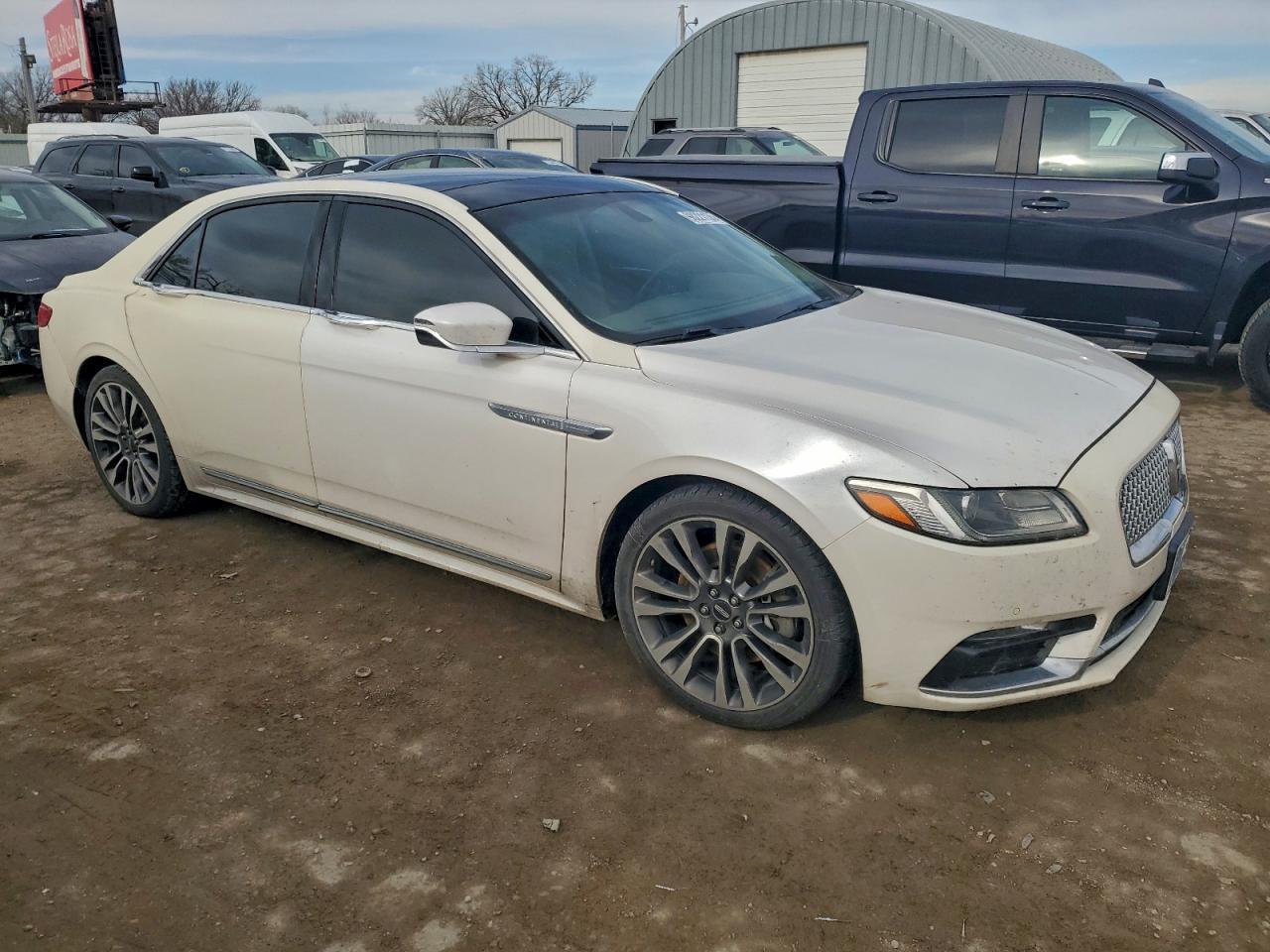 2017 LINCOLN Continental