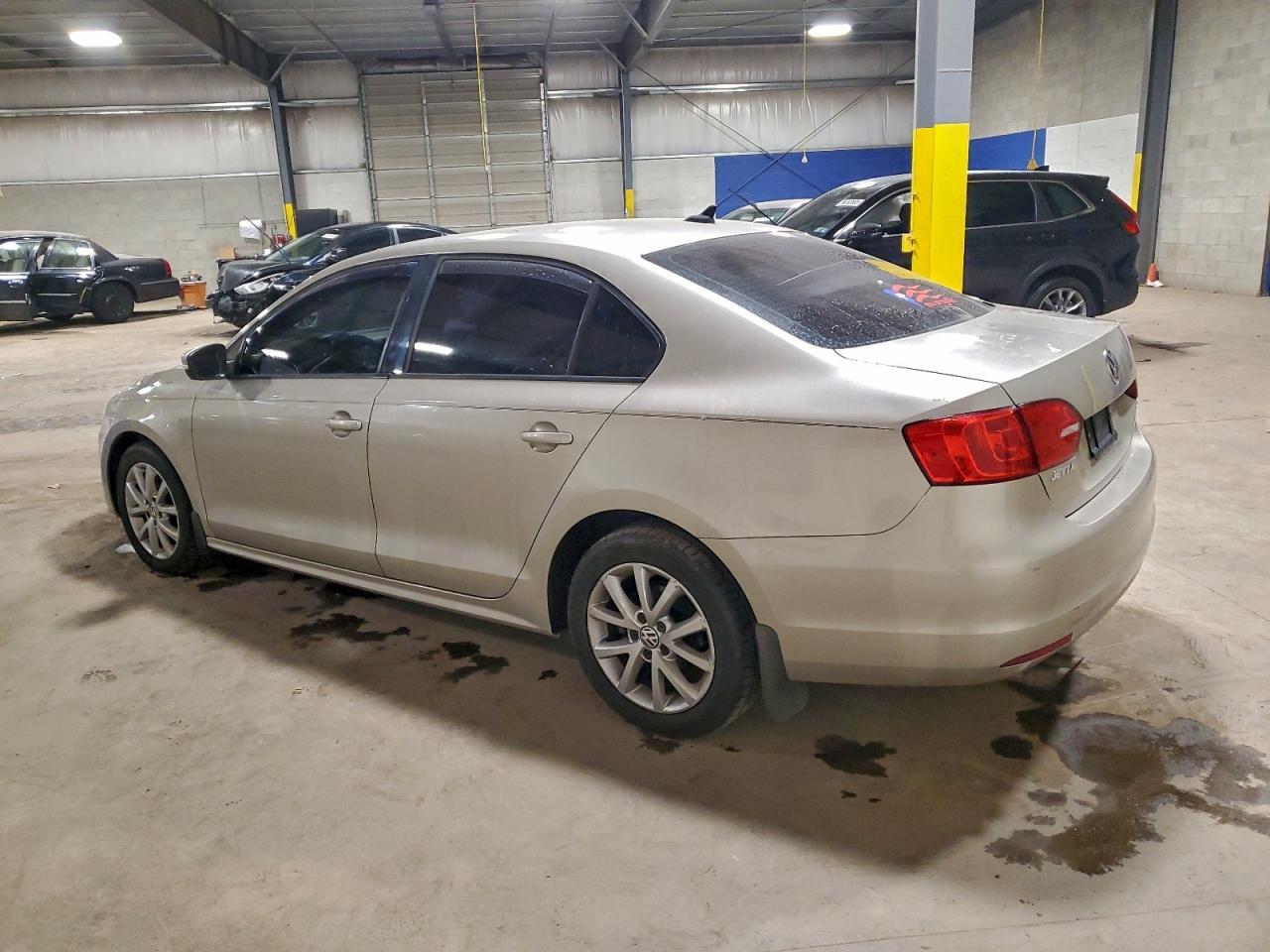 2012 VOLKSWAGEN JETTA