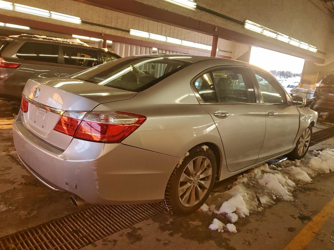 2015 HONDA ACCORD