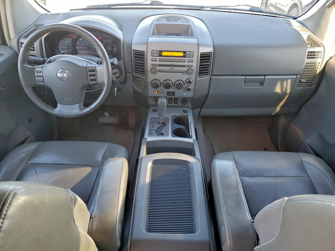 2005 NISSAN Armada
