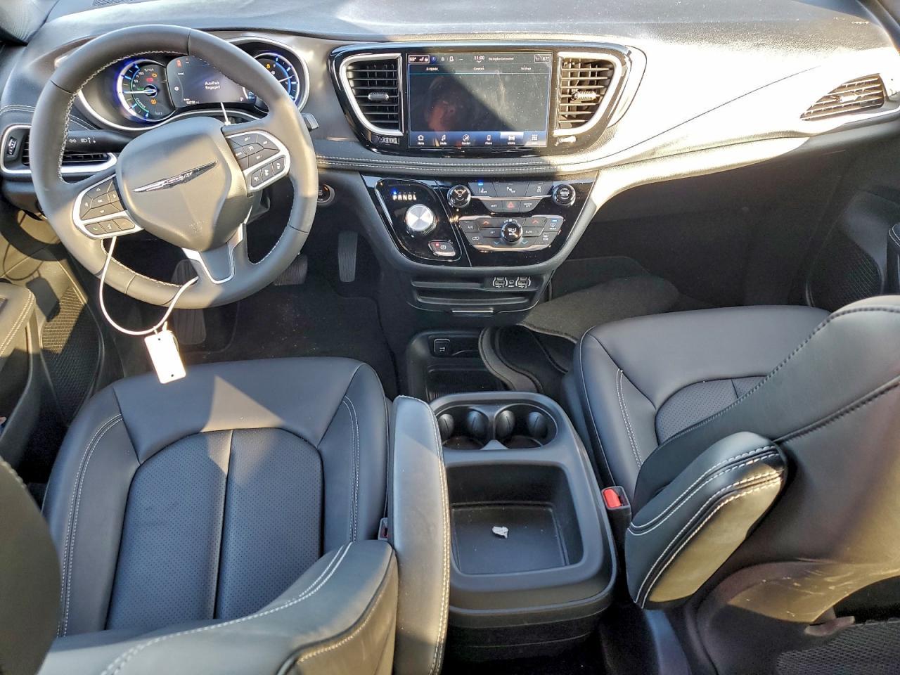 2025 CHRYSLER Pacifica