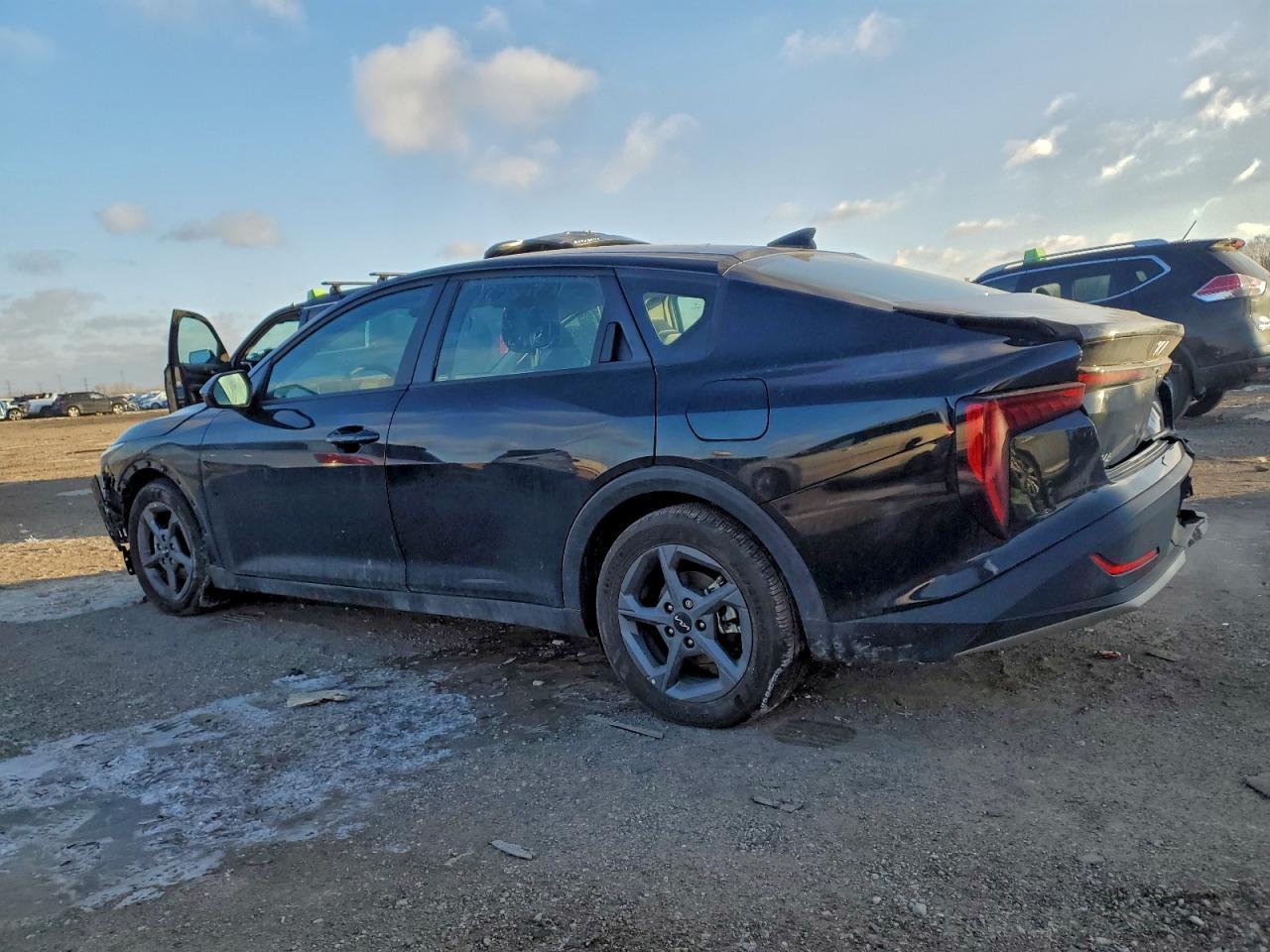 2025 KIA K4