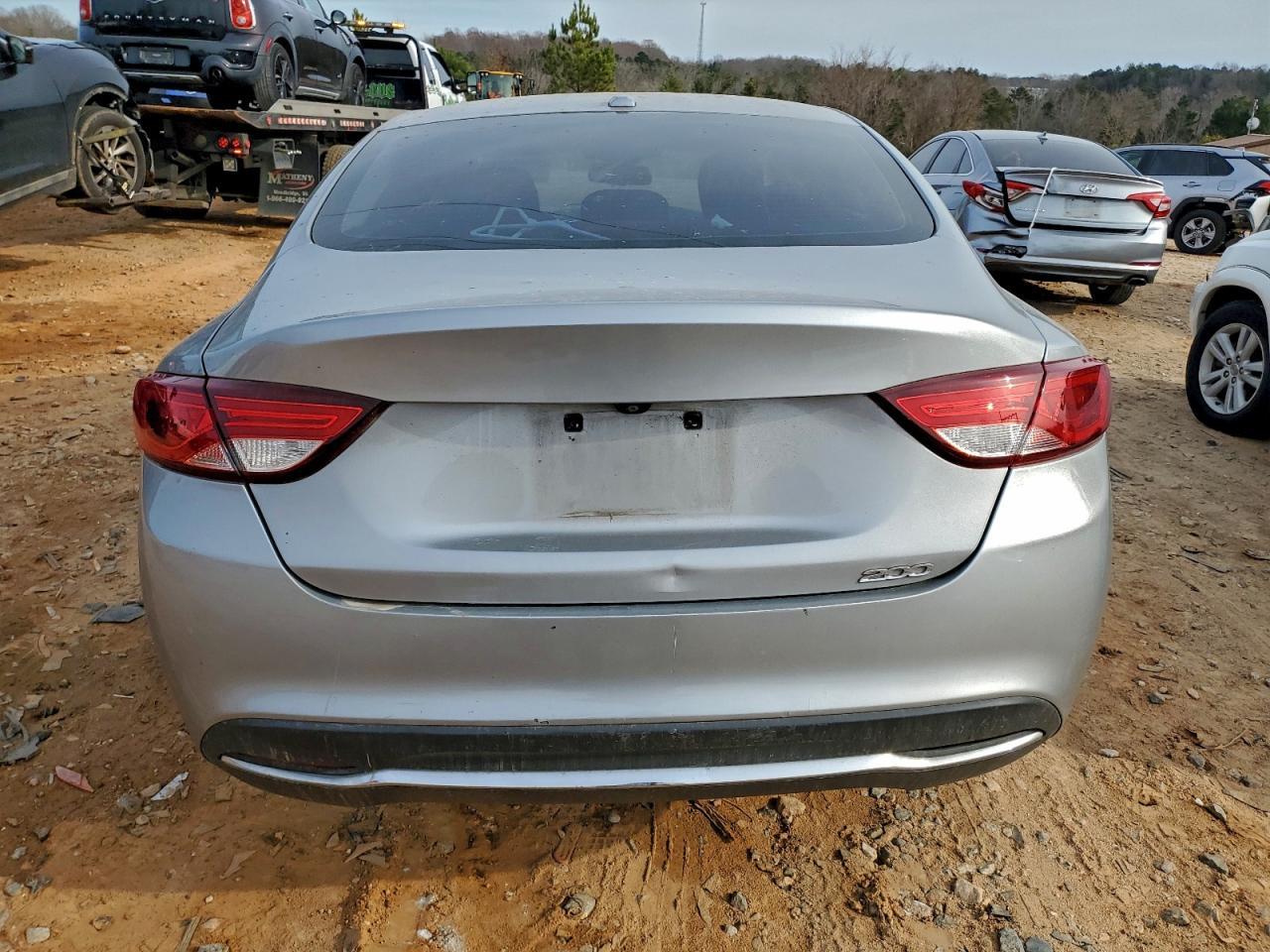 2015 CHRYSLER 200