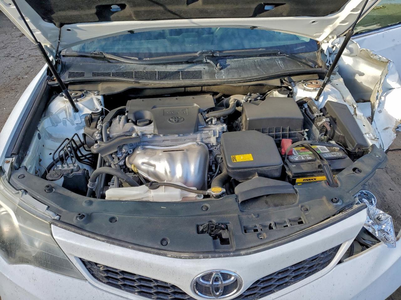 2014 TOYOTA CAMRY