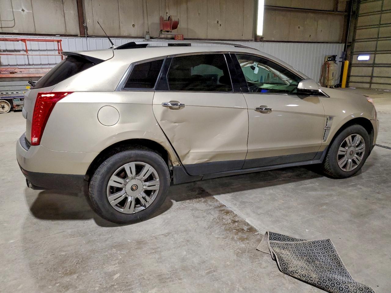 2010 CADILLAC SRX