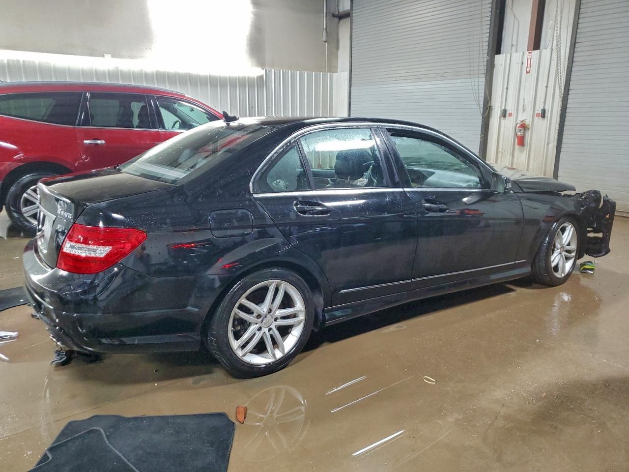 2012 MERCEDES-BENZ C-CLASS