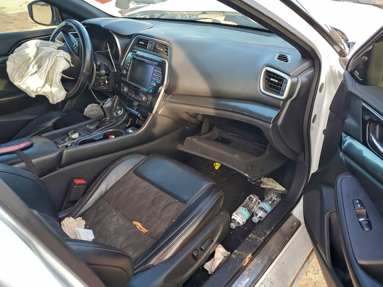2019 NISSAN Maxima