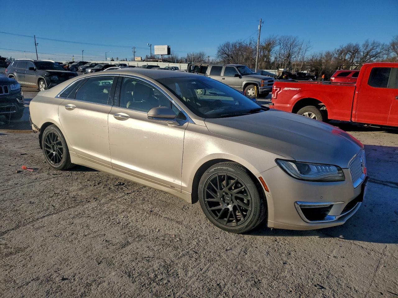 2017 LINCOLN MKZ