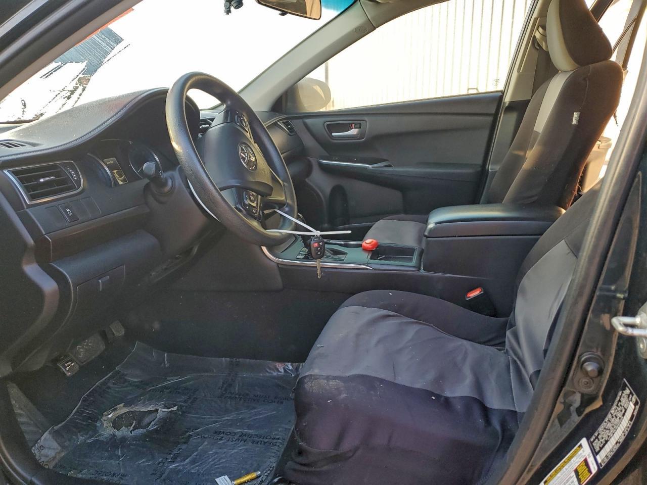 2016 TOYOTA CAMRY