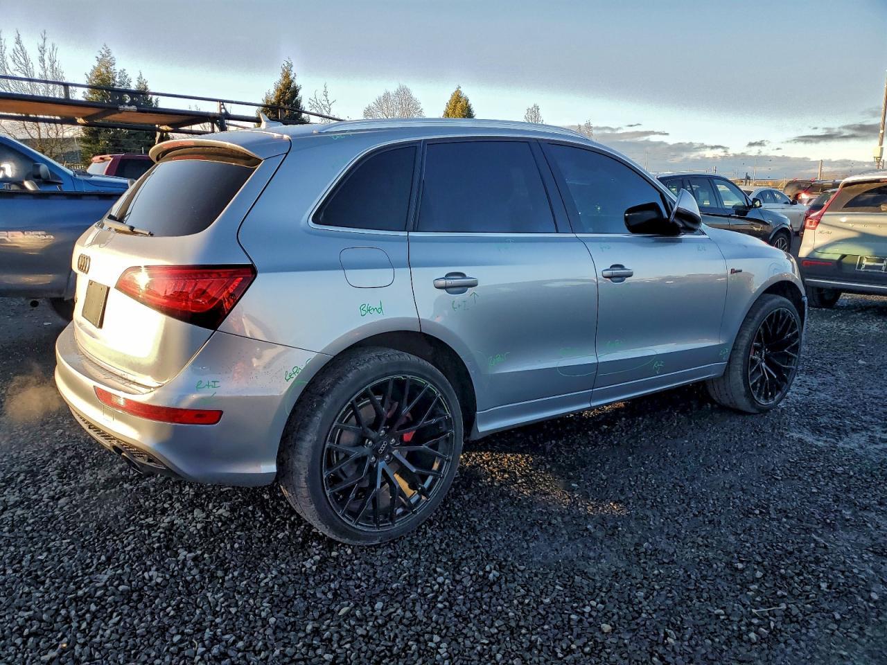 2015 AUDI Q5