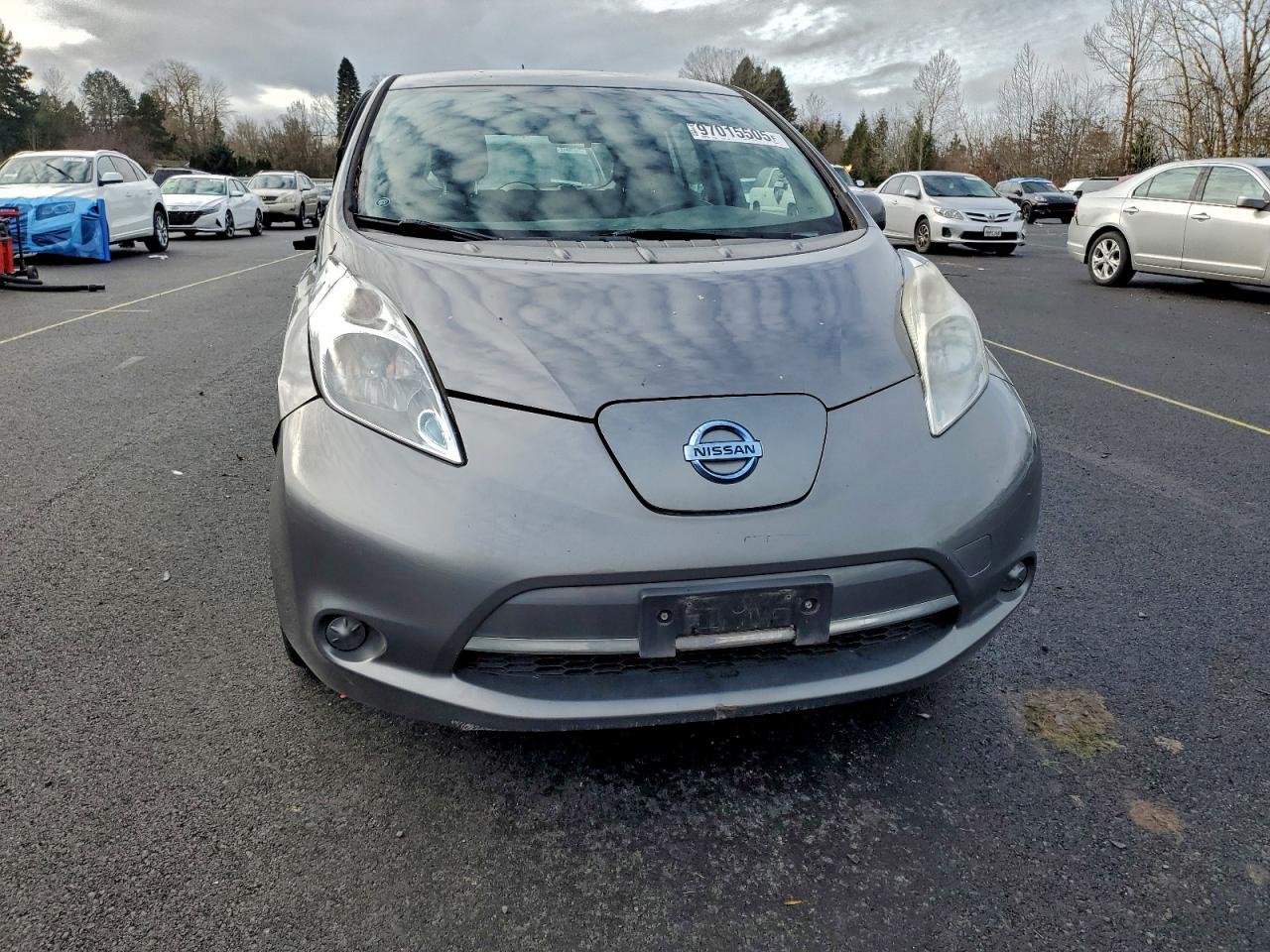 2015 NISSAN LEAF