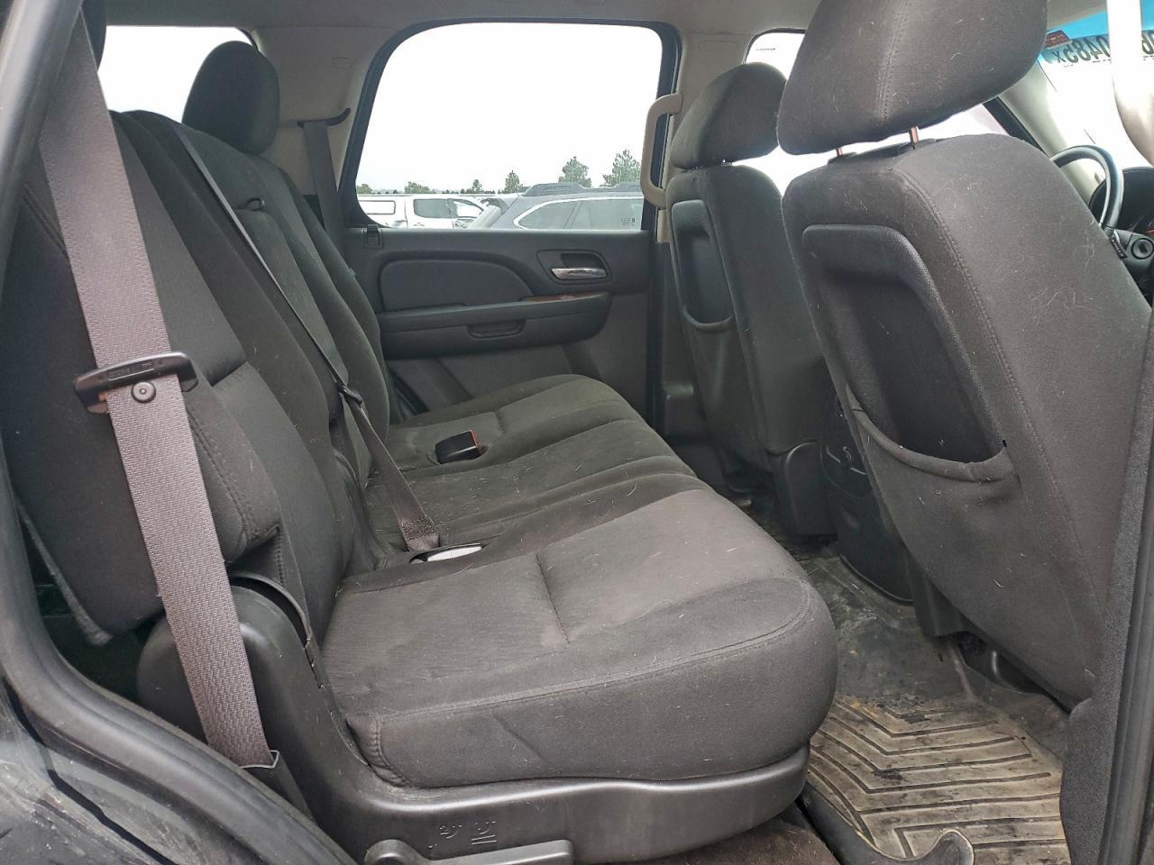 2011 CHEVROLET Tahoe