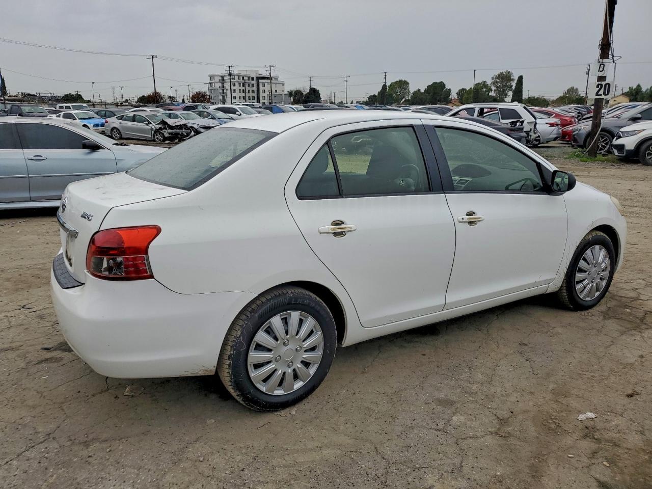 2012 TOYOTA YARIS