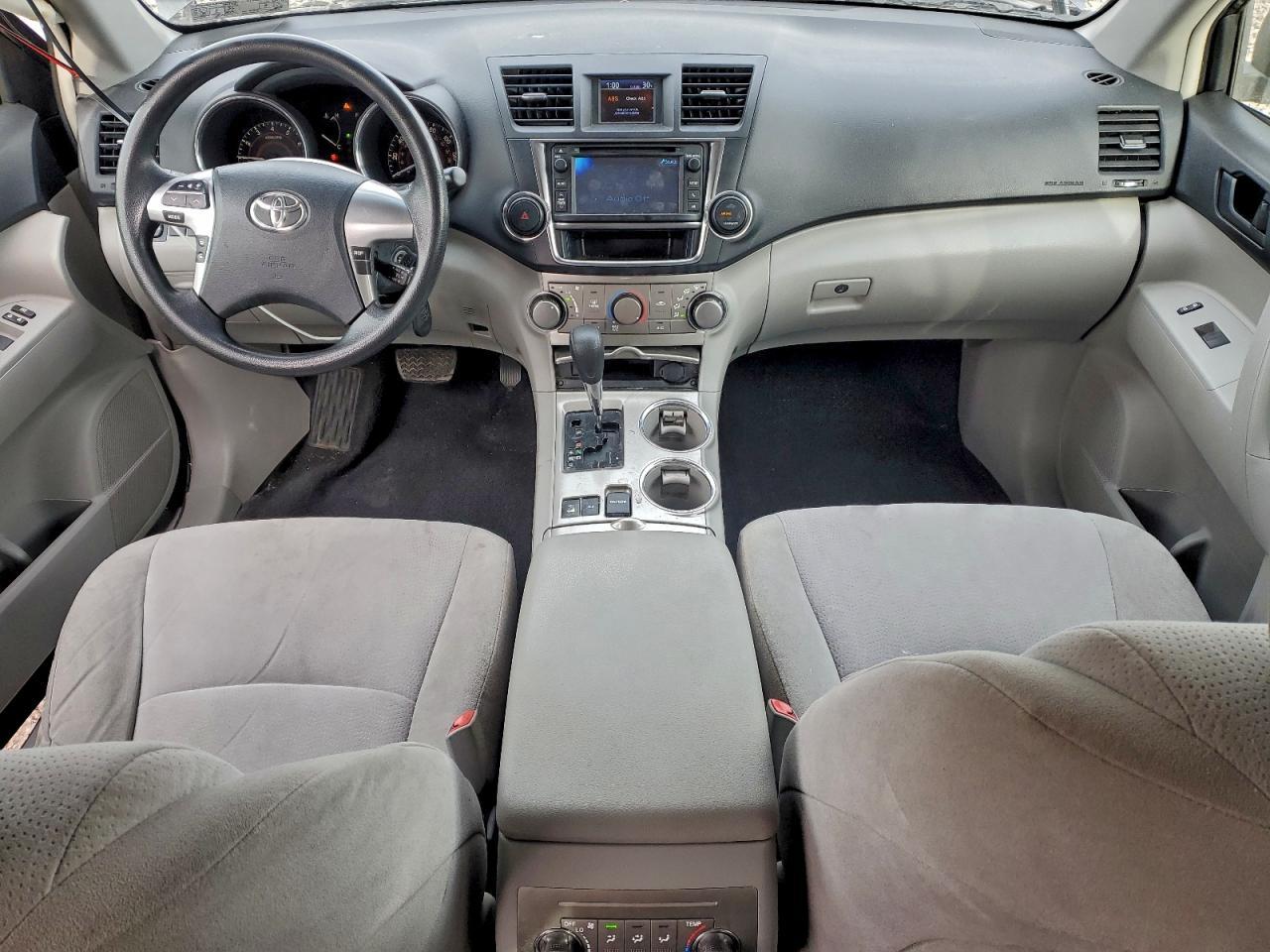2013 TOYOTA HIGHLANDER