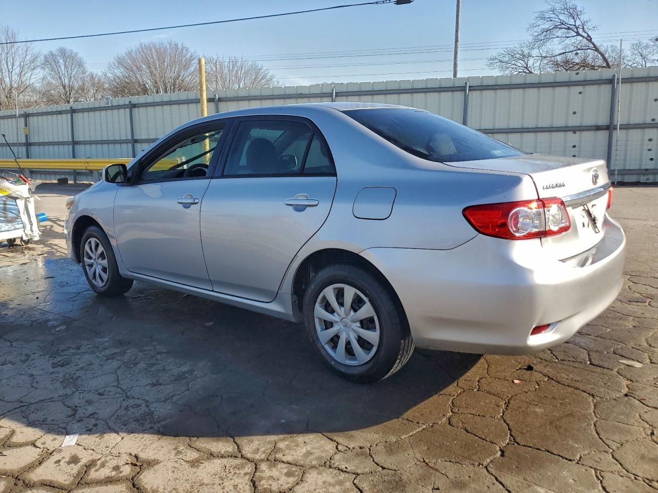 2011 TOYOTA COROLLA