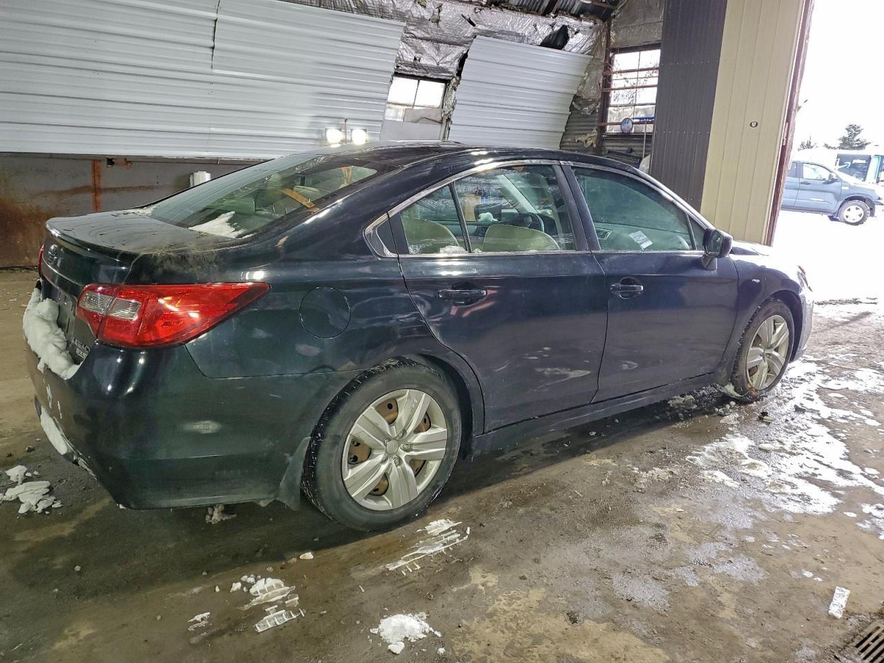 2017 SUBARU Legacy