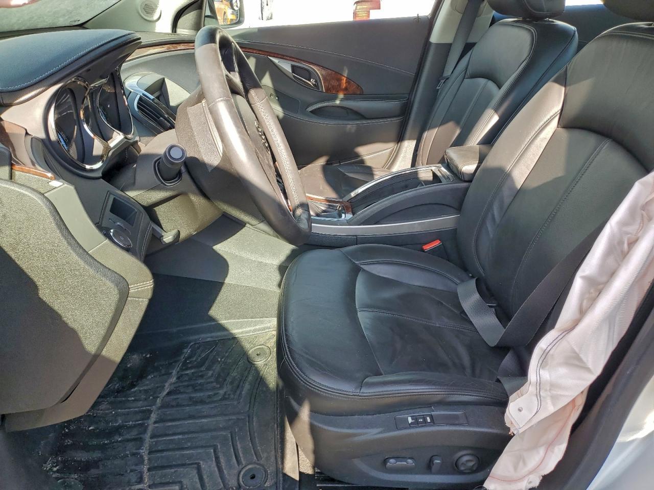 2010 BUICK LACROSSE