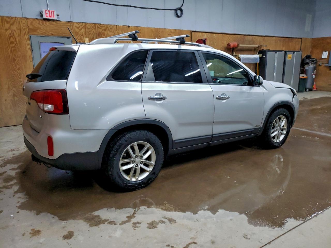 2015 KIA SORENTO