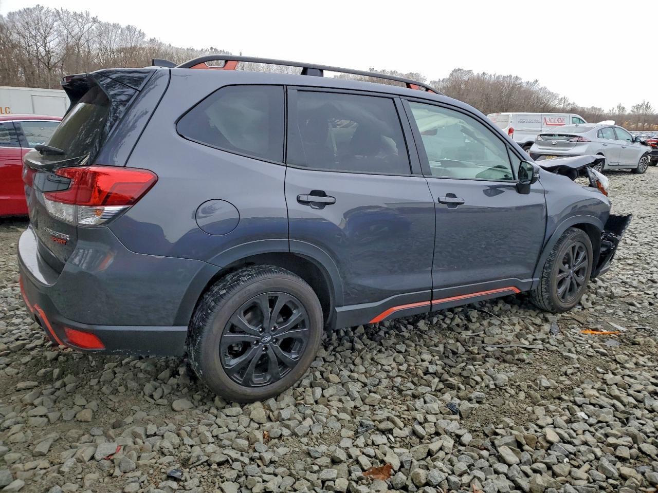 2024 SUBARU FORESTER