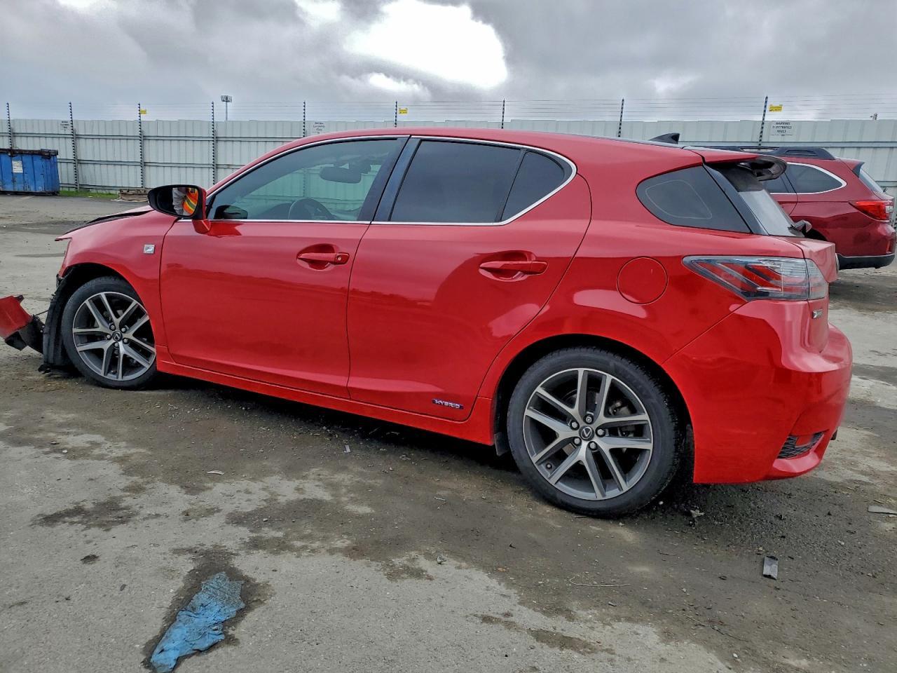 2016 LEXUS CT 200