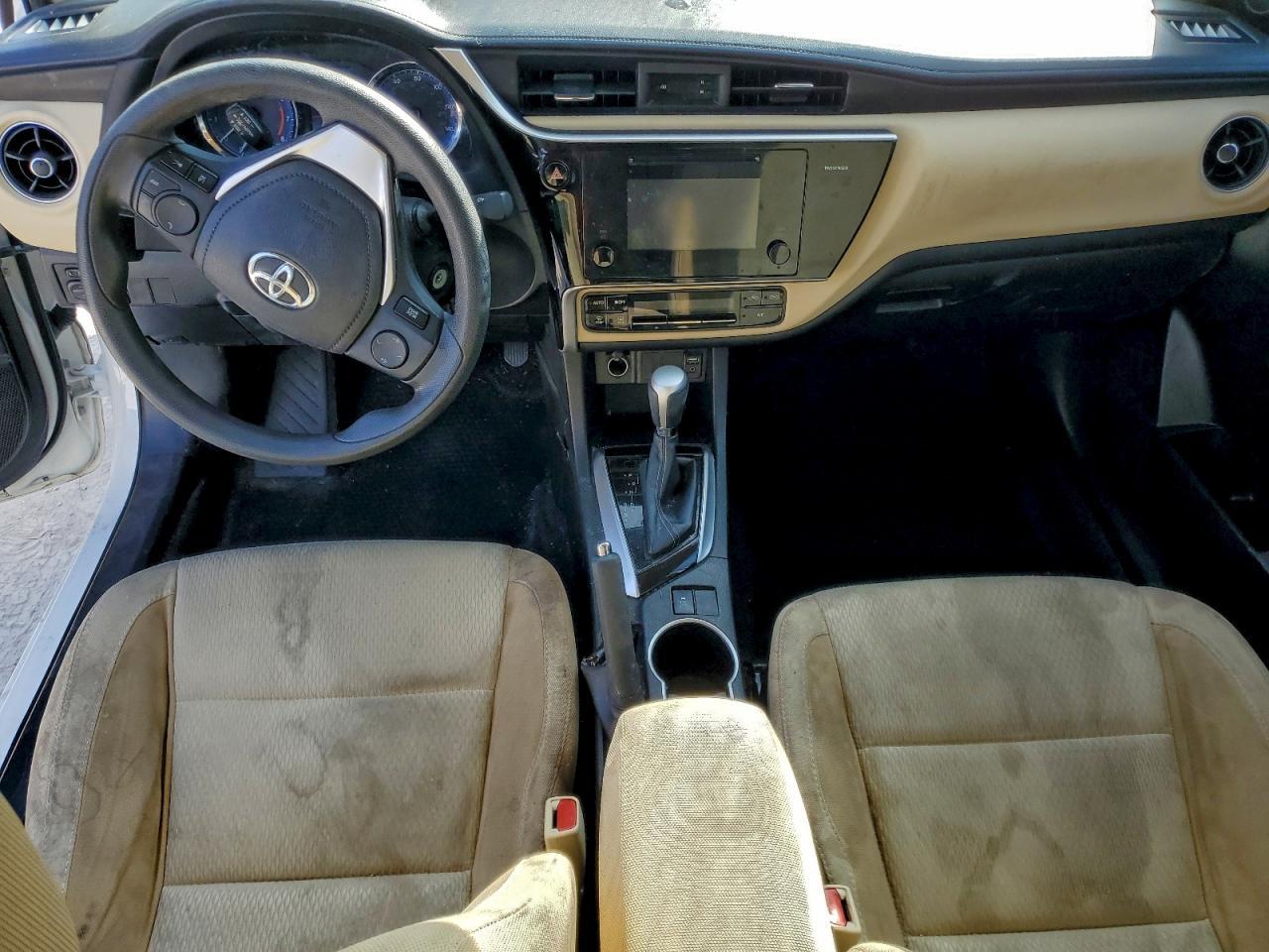 2017 TOYOTA COROLLA