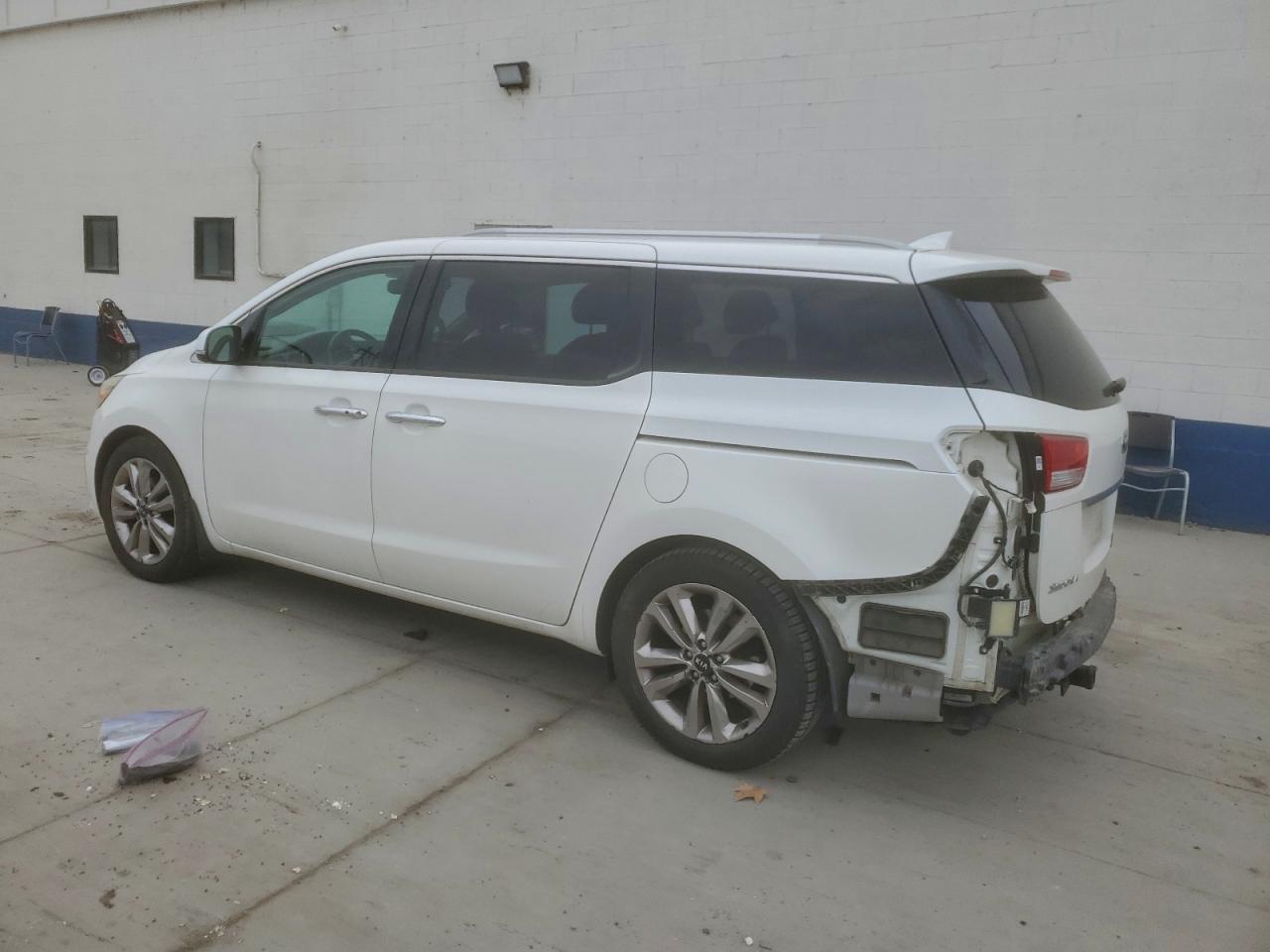 2015 KIA SEDONA