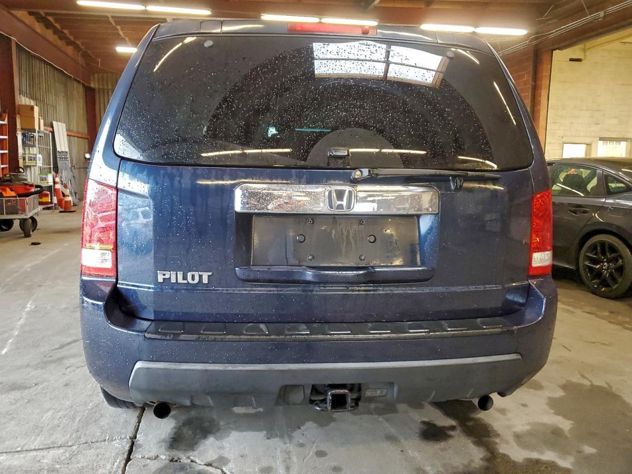 2011 HONDA PILOT